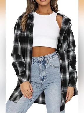 Source Unknown White and Black Plaid Button-Down Shirt